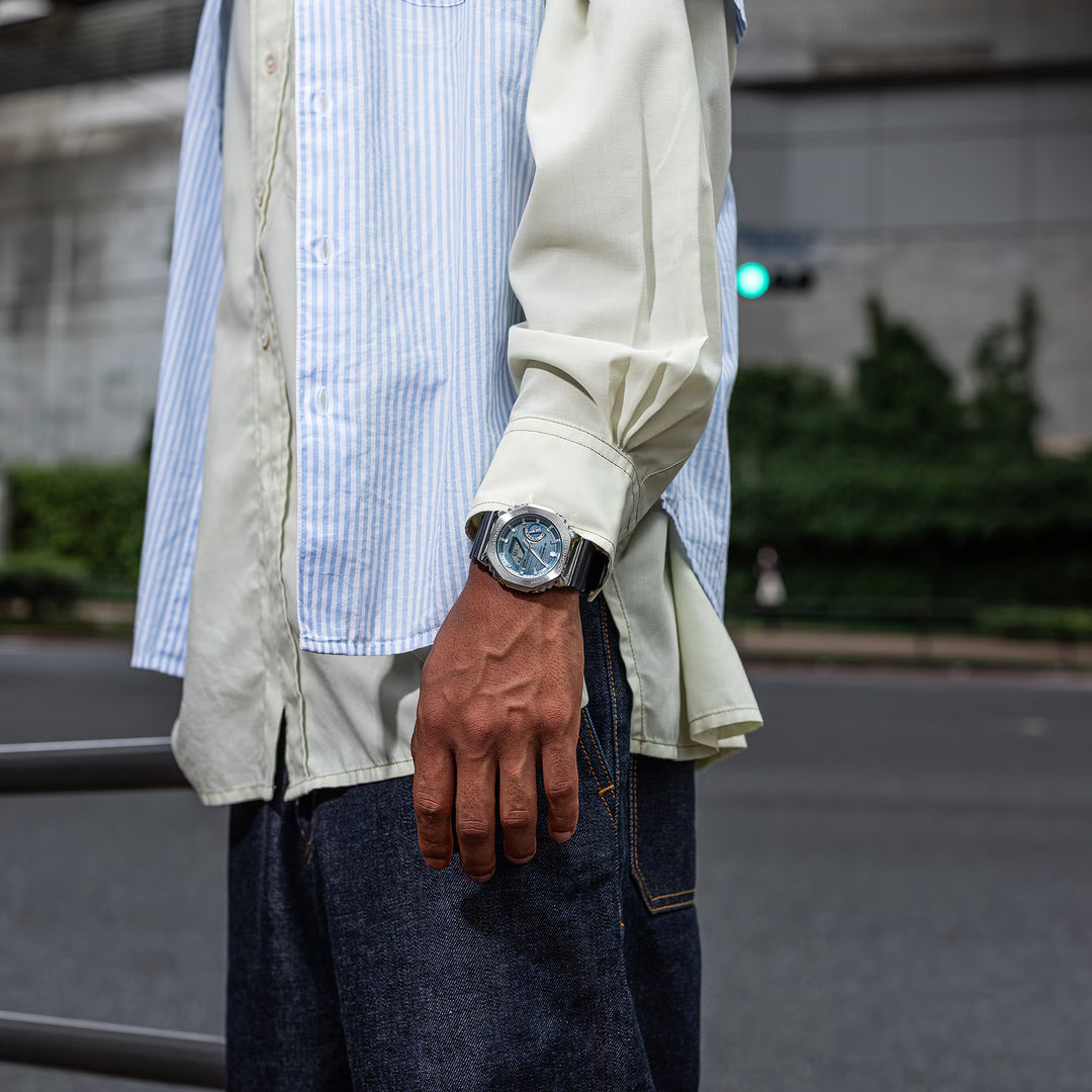 Casio G-Shock Original GBM-2100A-1A2 Carbon Core Guard con Bluetooth y Energía Solar - Resistencia Extrema 200 Metros