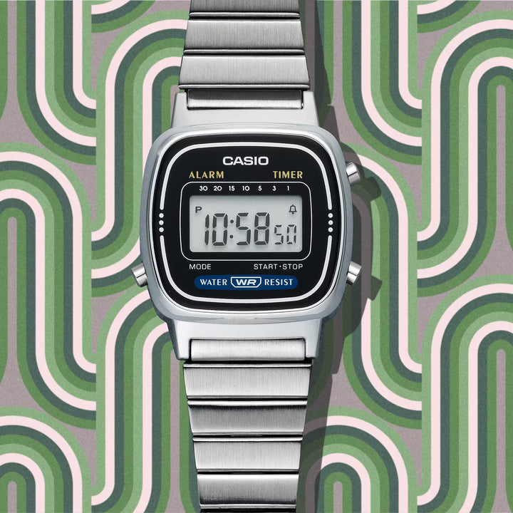 Reloj Casio LA670WA-1 Vintage Plateado Digital - Clásico Retro Atemporal con Esfera Negra
