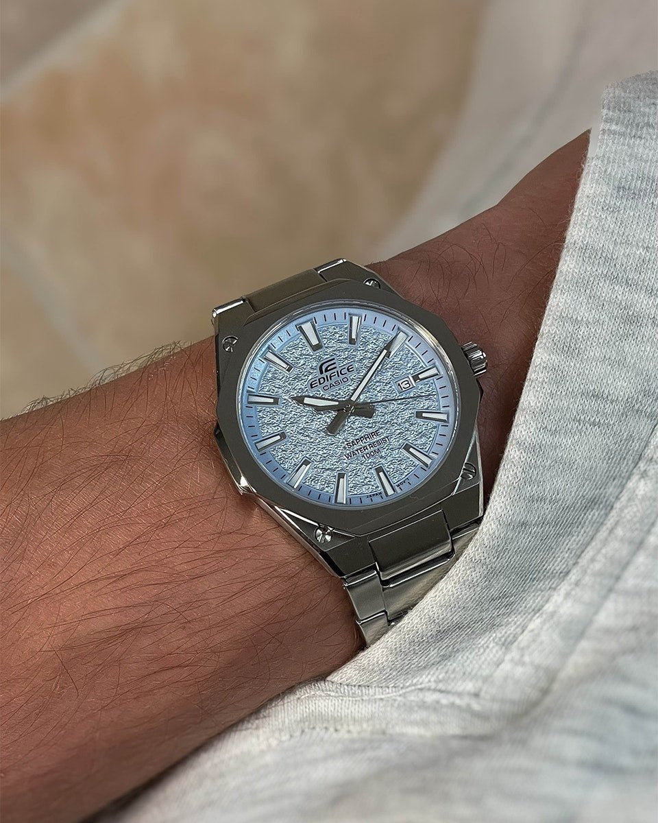 Reloj Casio Edifice EFR - S108DE - 2A Original Cristal de Zafiro y Resistencia al Agua 100M elegante masvendido en Perú
