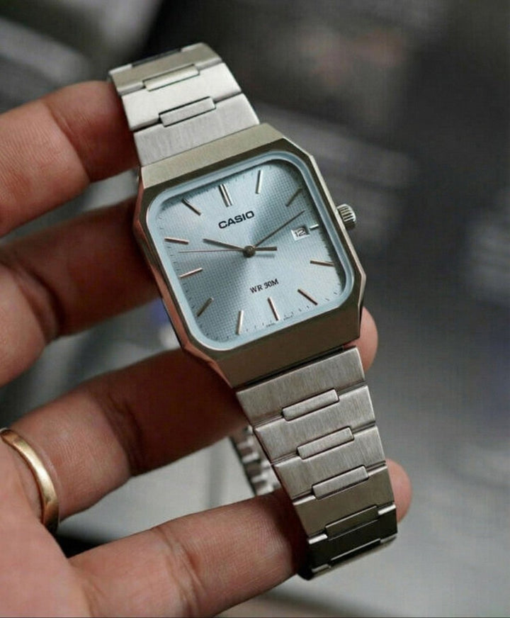 Reloj Casio MTP - B185D - 2A2 Original - Ice Blue en Acero Inoxidable para Hombre elegante en Perú