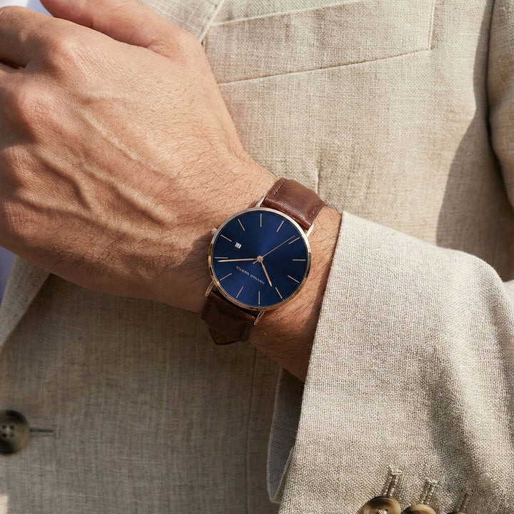 Reloj Hannah Martin Oro Rosa Esfera Azul con Mesh Azul y Fecha - Diseño Elegante Premium 40mm elegante para hombre en Perú