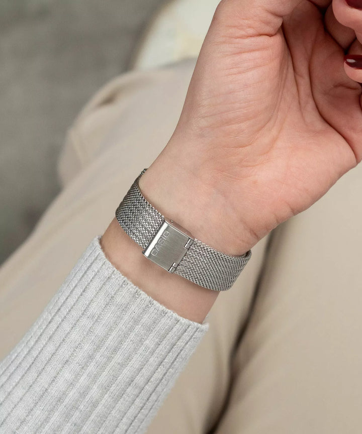 Reloj Casio Vintage AQ-230EM-2AEF Original