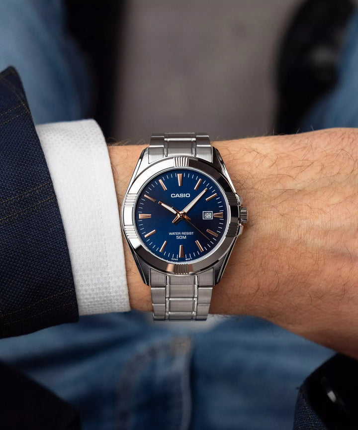 Reloj Casio MTP-1308D-2AVEF — Esfera Azul, Correa de Acero y Resistencia 50m