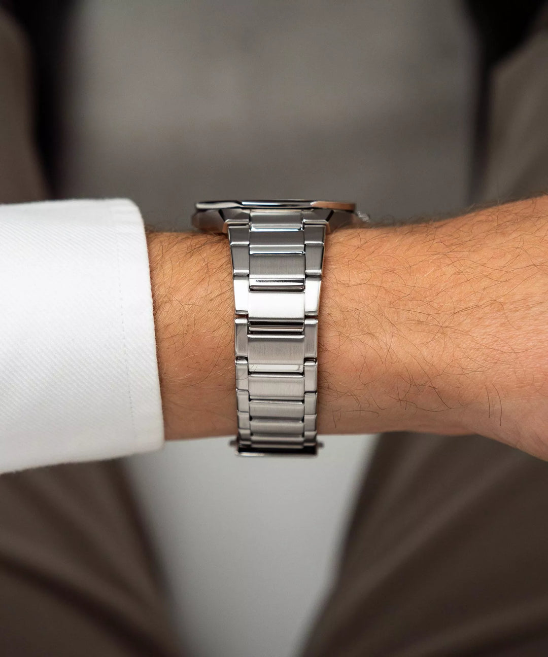 Reloj Casio Edifice EFR-S108DE-3AVUEF Original - Estilo Ejecutivo 43mm