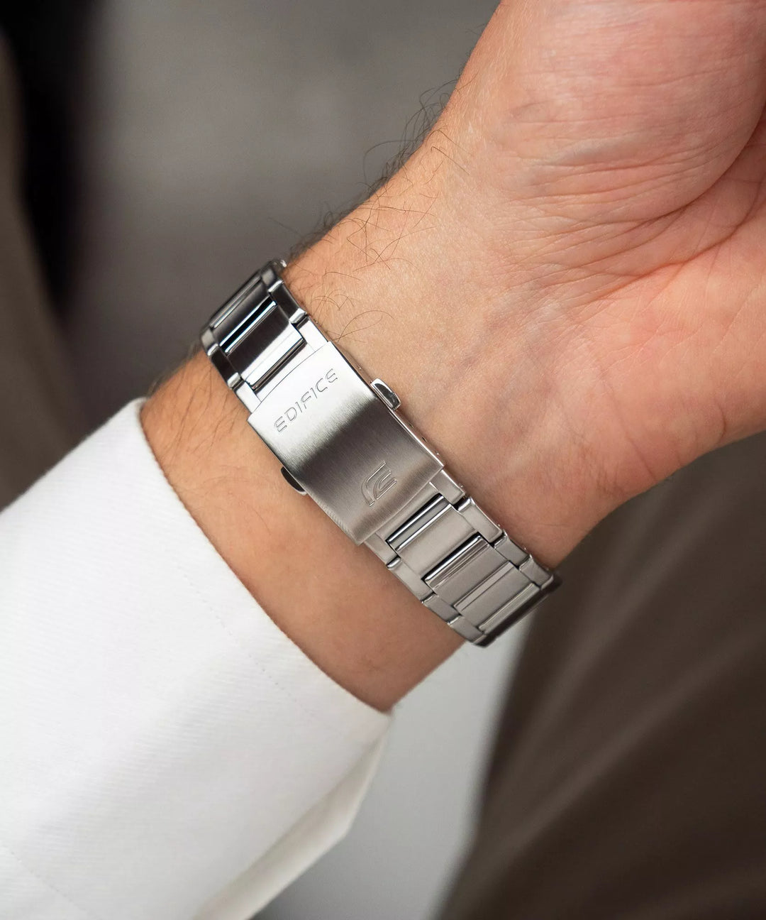 Reloj Casio Edifice EFR-S108DE-3AVUEF Original - Estilo Ejecutivo 43mm