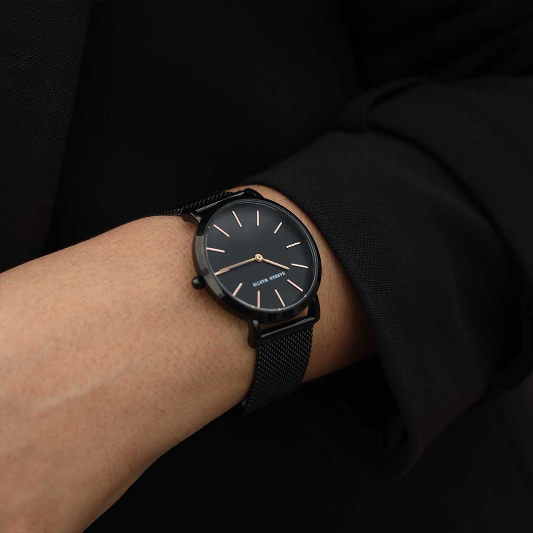 Reloj Hannah Martin Black Mesh - JHERR JEWELRY