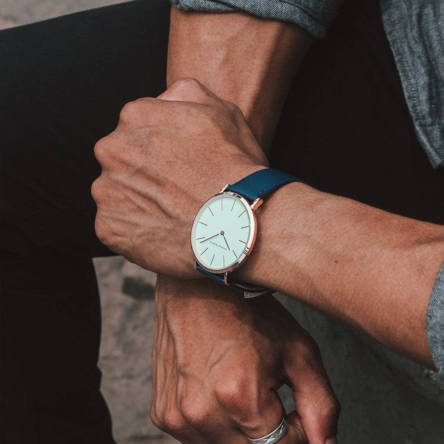 Reloj Hannah Martin Sapphire - JHERR JEWELRY