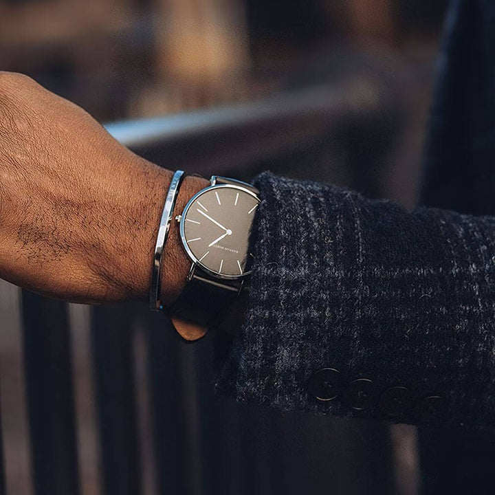 Reloj Hannah Martin de cuero con brazalete
