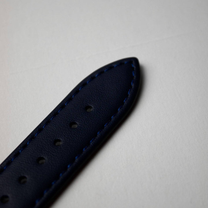 Reloj Hannah Martin Sapphire Black - JHERR JEWELRY