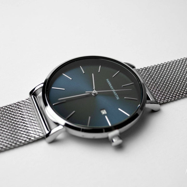 Reloj Hannah Martin Plateado Azul Capri elegante para hombre en Perú